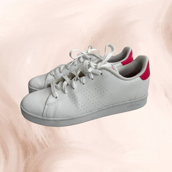 White Adidas Advantage Sneakers with Pink Accents (US 8.5) - Picture 5 of 8